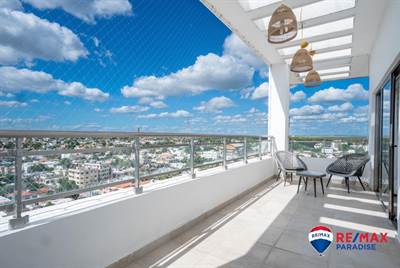Luxury Living at its Finest: 3 Bedroom Penthouse in La Romana!
