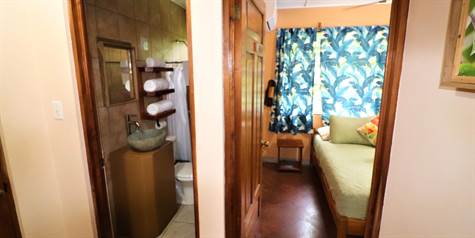 Hotel unit 3 with separate bath