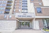 Condos for Sale in Bloor/East Mall, Toronto, Ontario $595,000