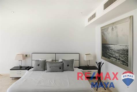 Oceanfront 3 bedroom penthouse for sale in Playa del Carmen