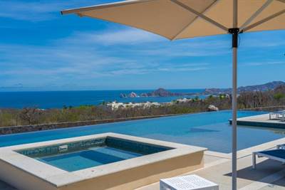 Penthouse for Sale !! Ocean view + amenities!!! Cabo San Lucas  