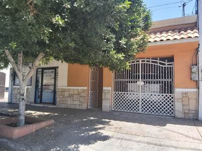 House on Sale, Excellent location in La Paz, close to Downtown 