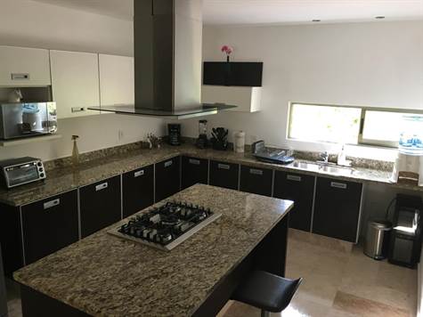 HOUSE for sale in PLAYACAR - Large garden house KITCHEN