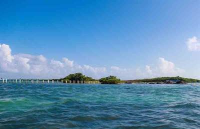 (2186) 75 ACRES OF PRIME LAND LOCTED ON AN ISLAND IN THE CARIBBEAN SEA.
