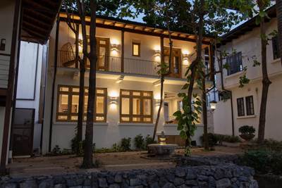 Las Catalinas Casa Athena Beach Front home , Suite Only beach front property left for sale , Las Catalinas, Guanacaste