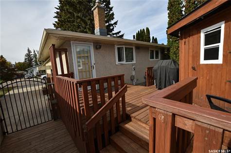Rear Deck, Smokehouse and Side Yard Entry