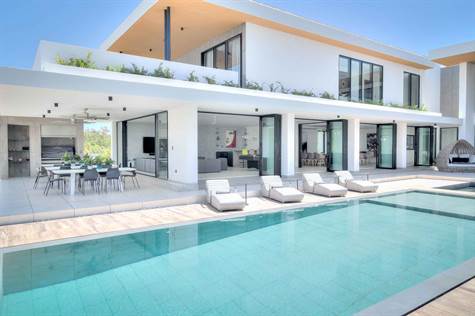 Luxury Villa For Rent in Cap Cana 33