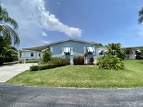 Homes for Sale in Island Lakes, Merritt Island, Florida $174,900