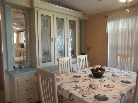 Built in hutch / Dining area
