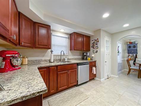Cherry kitchen with granite counters