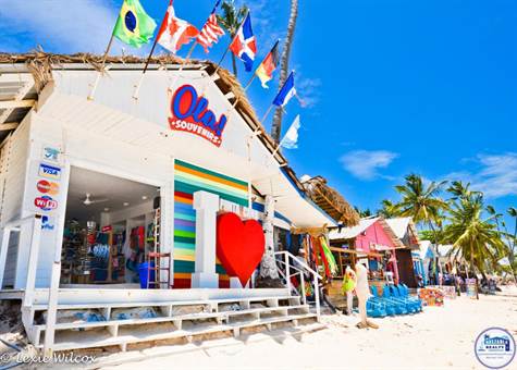 Cortecito beach shops- walk away