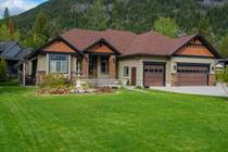 Homes for Sale in Brilliant/Ootischenia, Castlegar, British Columbia $999,000