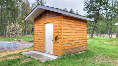 1 of two, 10 x 10 cabins