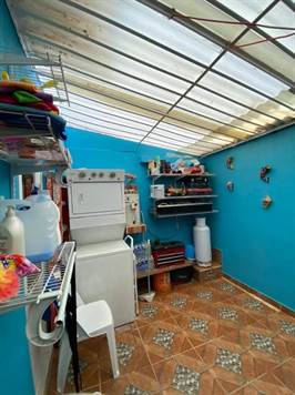 SPACIOUS family HOUSE for sale in PLAYA DEL CARMEN WAREHOUSE