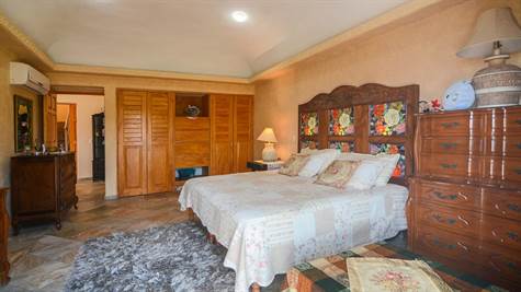 bedroom - 8 BR Pacific Ocean property  for sale in Manzanillo