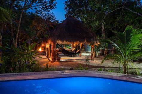 Villa for sale with 2 bungalows in Puerto Morelos