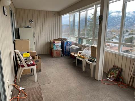 405 - 272 Green Ave, Penticton - Enclosed Deck