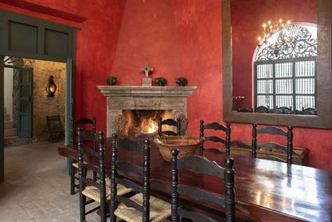 Original Colonial dining room
