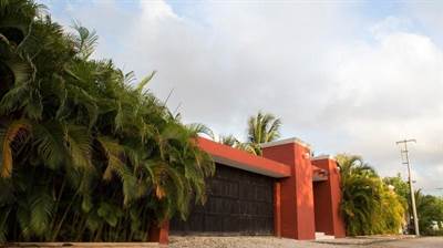 RESIDENCE HACIENDA STYLE WITH NICE POOL FOR SALE IN CANCUN C2291