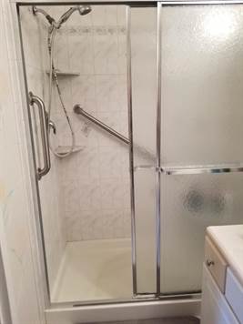 Main Bath Stall Shower