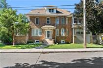 Homes for Sale in Hamilton, Ontario $1,099,888