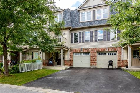 PRIME LOCATION! Walking Distance to Parks & All Amenities!
