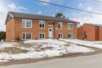 Multifamily Dwellings for Sale in Penetanguishene, Ontario $1,259,500