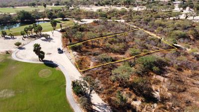 Location! Lot in Country Club San Lucas! 