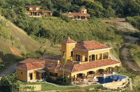 Dominical Real Estate - Luxury Home
