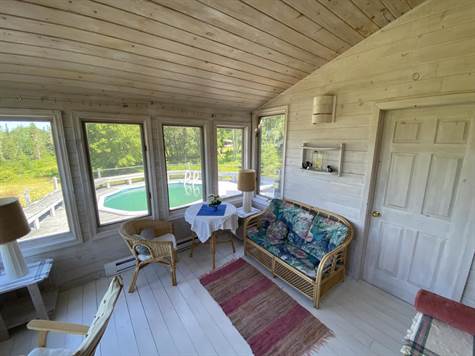 2-Bedroom Chalet with Bonus Cottage