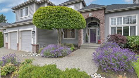 Inviting entry to this meticulously maintained 4 bedroom, 2 1/2 bath home with office, bonus room and 3 car garage.