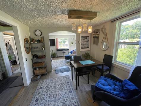 Lovely One-bedroom Home + Guest Loft 