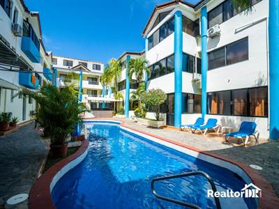 Budget Friendly 2 Bed-2 Bath Condo with Sun-Drenched Pool Area