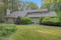 Homes for Sale in Pocono Pines, Pennsylvania $595,000