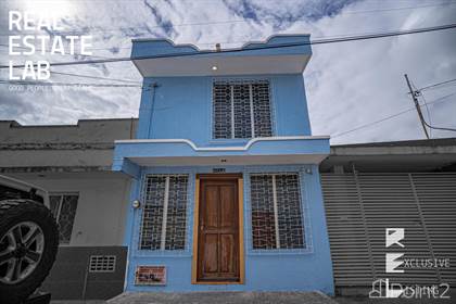 CHARMING TWO STORY HOUSE IN SANTIAGO, EXCLUSIVE LISTING, Merida, Yucatan
