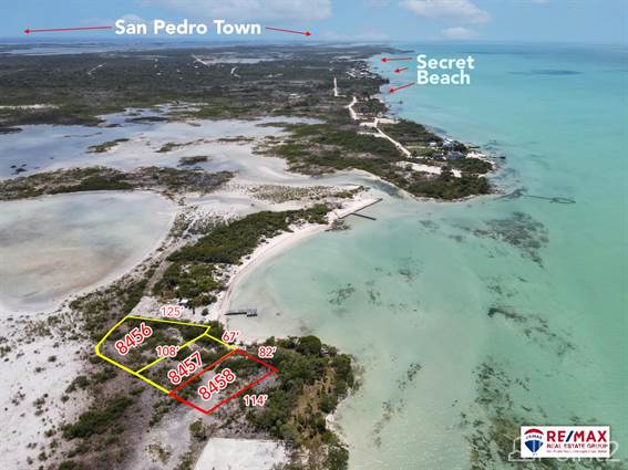 Large (0.19 acre) Beachfront Lot at Secret Beach, Belize