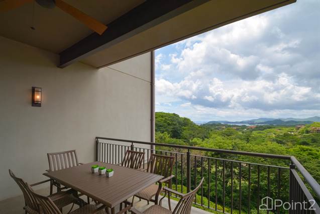 Roble Sabana 203, A Luxury Condo Situated In A Gated Community of Reserva Conchal