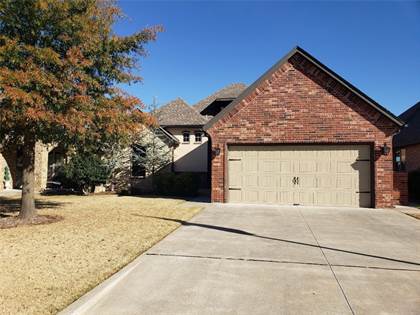 Picture of 2422 Forest Crossing Drive, Oklahoma City, OK, 73020