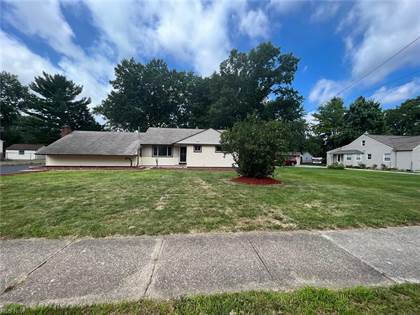 4692 Canterbury Rd, North Olmsted, OH, 44070
