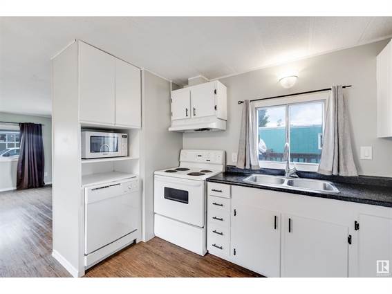 Mobile Home For Sale at 1242 LAKE VISTA CRESCENT, Sherwood Park ...