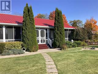 2 JOANNE Crescent, Minto, Ontario, N0G2L0