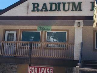 7585 MAIN STREET WEST STREET, Radium Hot Springs, British Columbia, V0A1M0