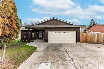 Residential Property for sale in 654 Wollaston BAY, Saskatoon, Saskatchewan, S7J 4C3