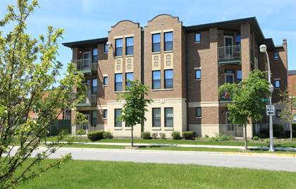 Apartment, Home, Loft, Duplex/Triplex, Townhouse, Condo for rent in 3859 South Vincennes Avenue, Chicago, IL, 60653