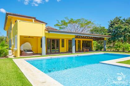 Newer Luxury Home inside Golf Gated Community (Casa Estrella), Guanacaste