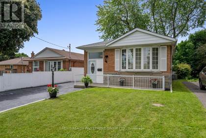 Picture of 40 BARRYMORE ROAD, Toronto, Ontario, M1J1W1