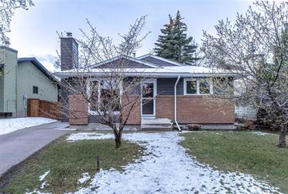 Picture of 7 Deerbow Place SE, Calgary, Alberta, T2J 6H8