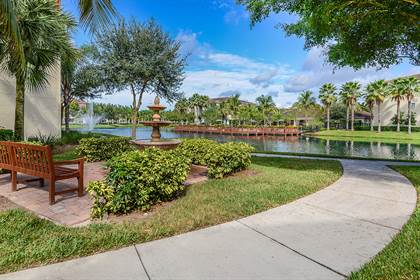 yacht club apartments bradenton