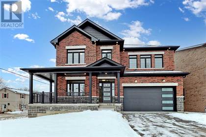 Luxury Homes for sale, Mansions in Uxbridge - Point2