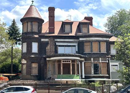 Prominent 123-year-old Jersey City mansion in historic district is for sale  again 